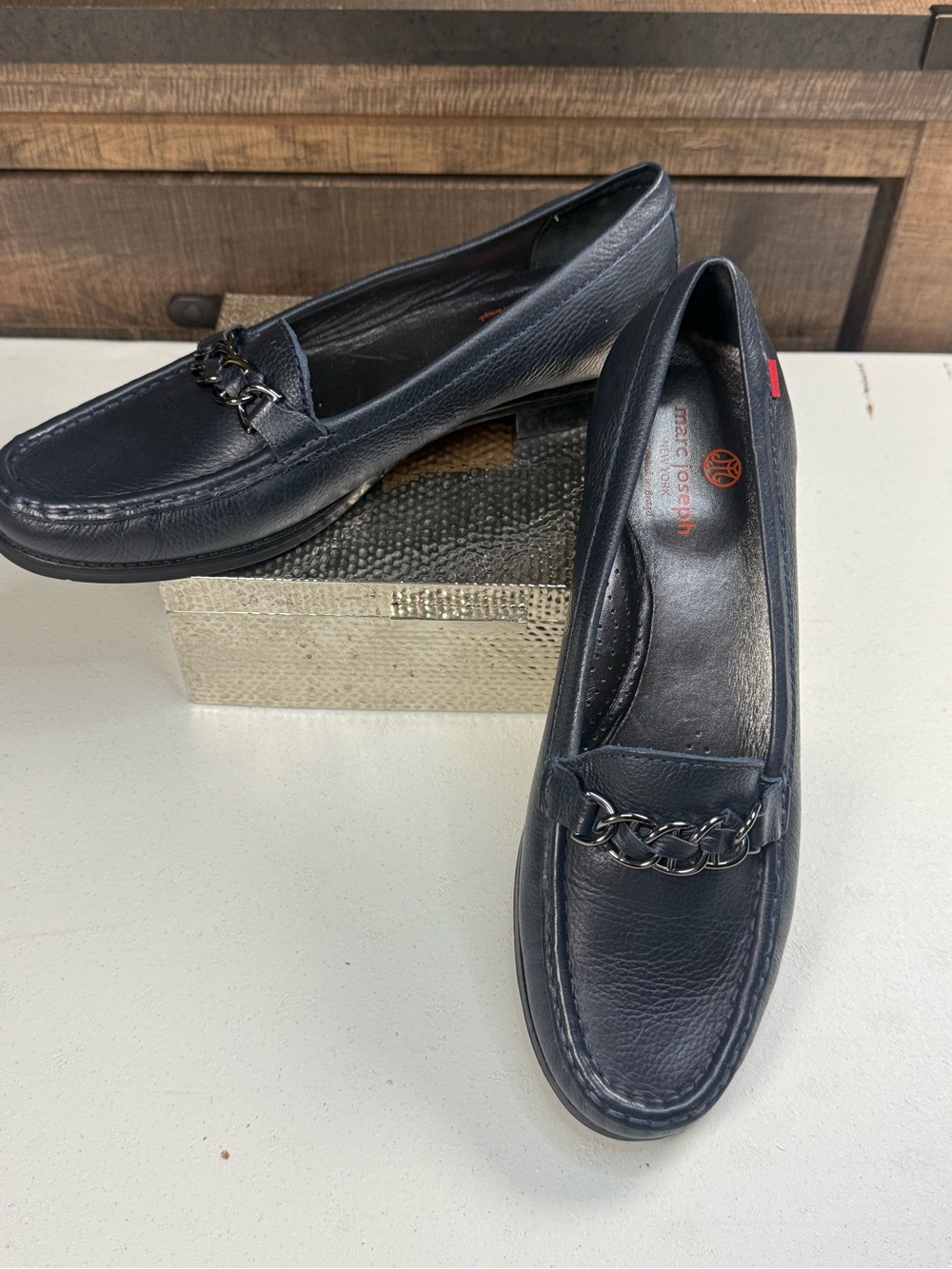 Marc Joseph New York Women’s Leather Loafers Navy Chain Accent Comfort Shoes  10